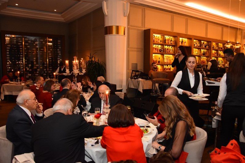 Valentines' with Stephany Khoury & Stephany Fikany